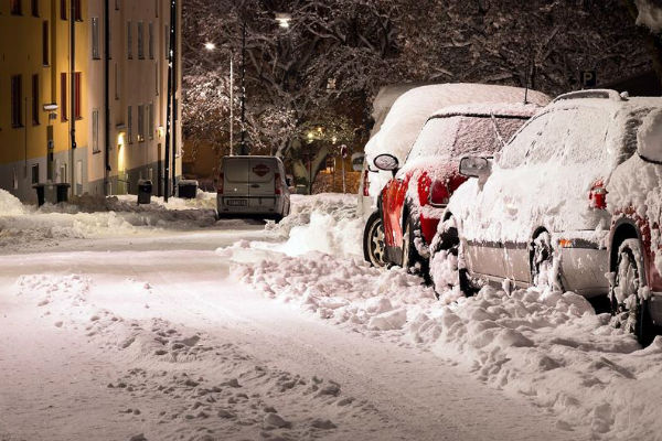 automobil-snijeg.jpg